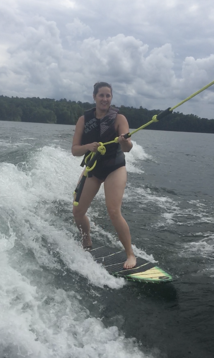 Keely Wakesurfing